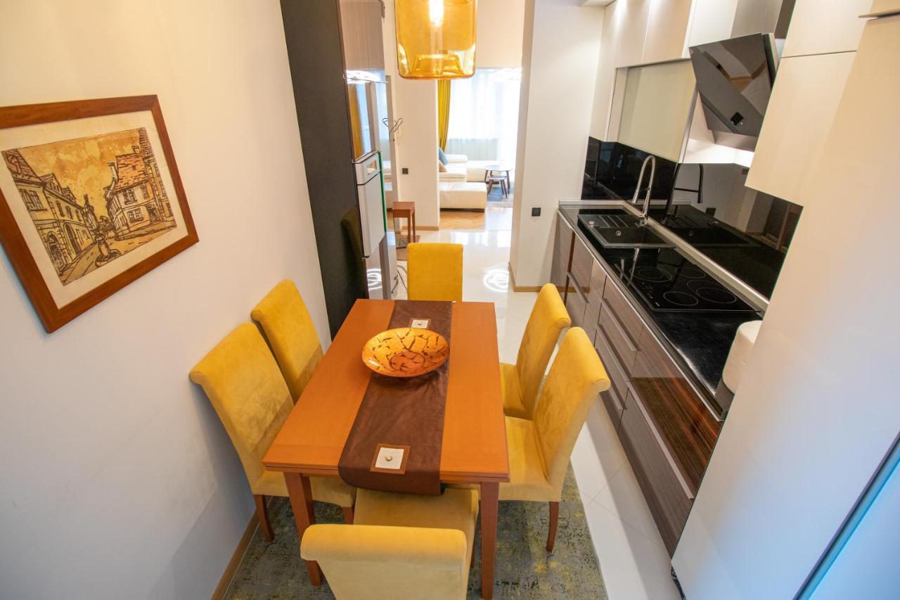 Dani City Center Apartment Belgrado Buitenkant foto
