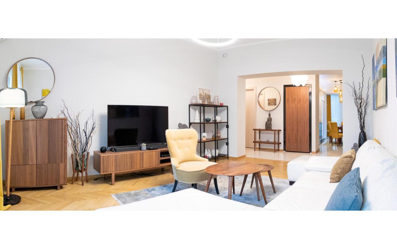 Dani City Center Apartment Belgrado Buitenkant foto