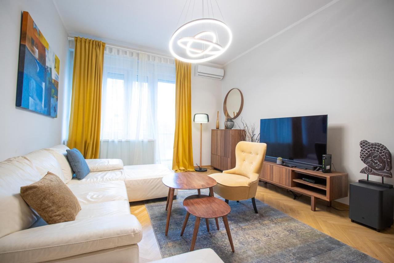 Dani City Center Apartment Belgrado Buitenkant foto